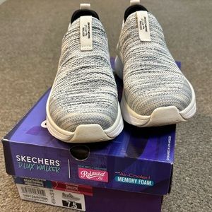 Sketchers relaxed fit: D’Lux walker- quick upgrade Women’s